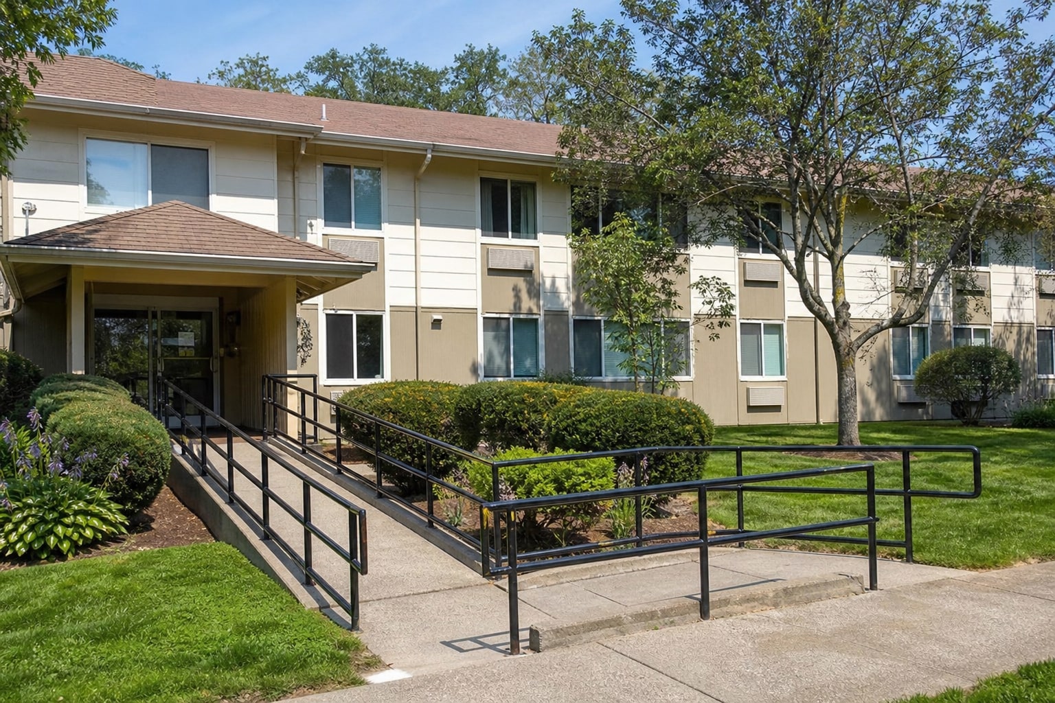 How to Apply for HUD's Section 202 Senior Housing article illustration