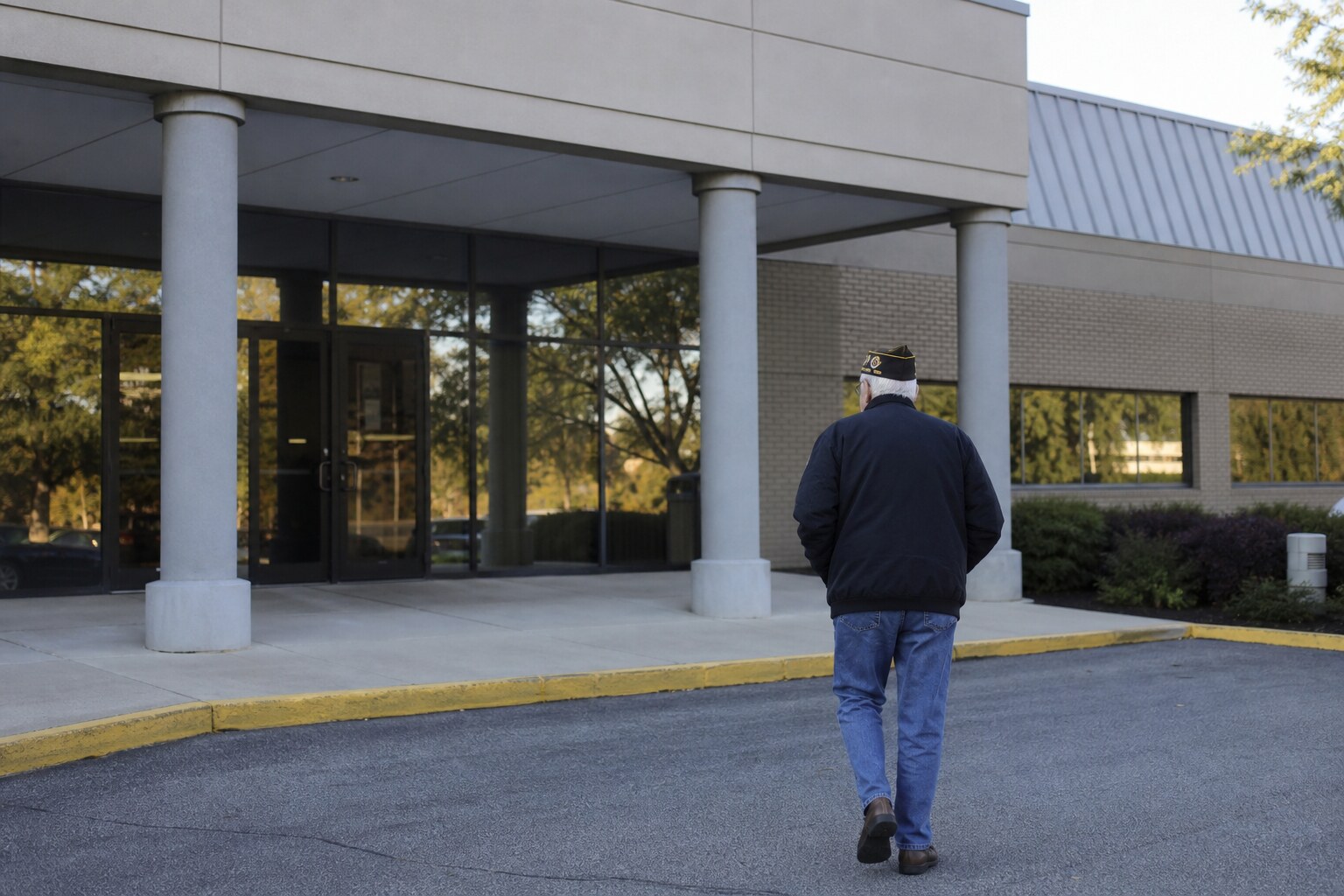 Turning 65 With Tricare? Here's the Medicare Decision to Make article illustration